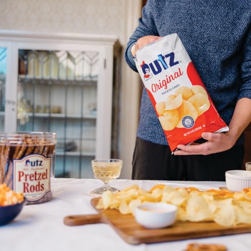 Utz Snack Variety Pack Individual Snacks, Includes Potato Chips, Cheese Curls, Popcorn, and Party Mix, Crunchy Travel Snacks for Lunches, Vending Machines, and Enjoying on the Go (Pack of 42)