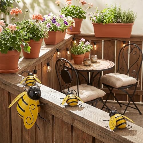 Yungeln Metal Wall Art, 4PCS Metal Bumble Bee Wall Decor, 3D Iron Bee Art Sculpture Hanging Wall Decorations for Outdoor Home Garden