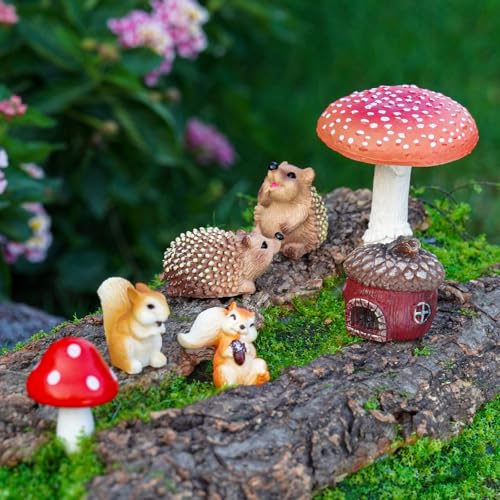 Fairy Garden Accessories, 7 Pieces Squirrel & Hedgehog Resin Figures with Acorn & Mushroom, Handmade Miniature Decor, Garden Miniatures and Home Decorations, Perfect DIY Gift
