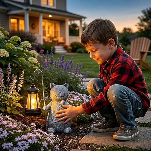 Qeeman Solar Cat Garden Statue: Weatherproof Resin Figurine with Warm Glow Lantern - Outdoor Decor for Yard Pathway Patio Porch Balcony - Gifts for Mom Grandma Cat Lovers
