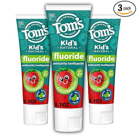Tom's of Maine Fluoride Kids Toothpaste, Natural Toothpaste, Dye Free, No Artificial Preservatives, Silly Strawberry, 5.1 oz. 3-Pack (Packaging May Vary)